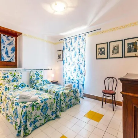 Spacious In Calabria With Swimming Pool