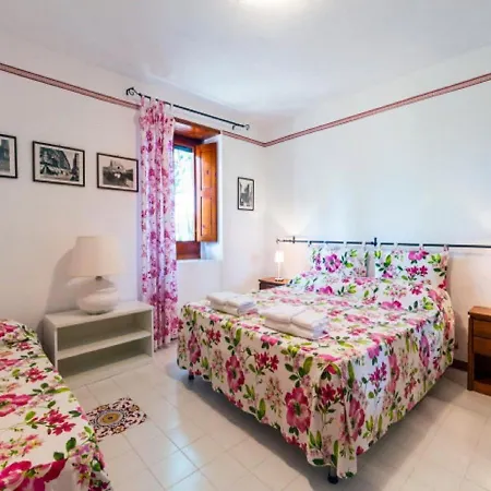 Spacious In Calabria With Swimming Pool