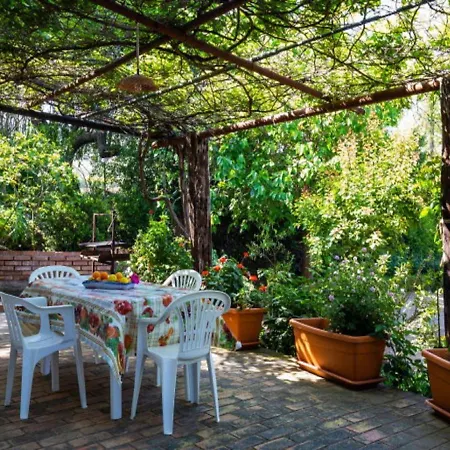 Villa Spacious In Calabria With Swimming Pool *