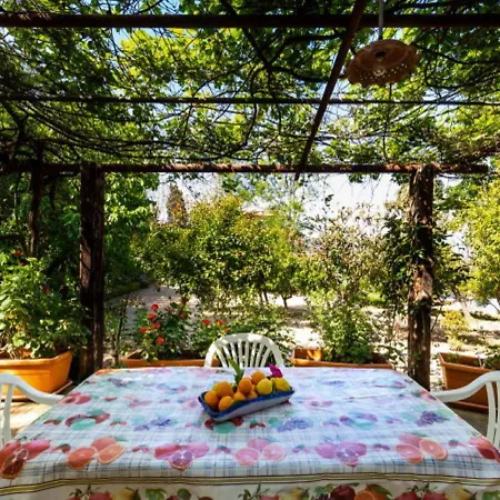 Spacious In Calabria With Swimming Pool